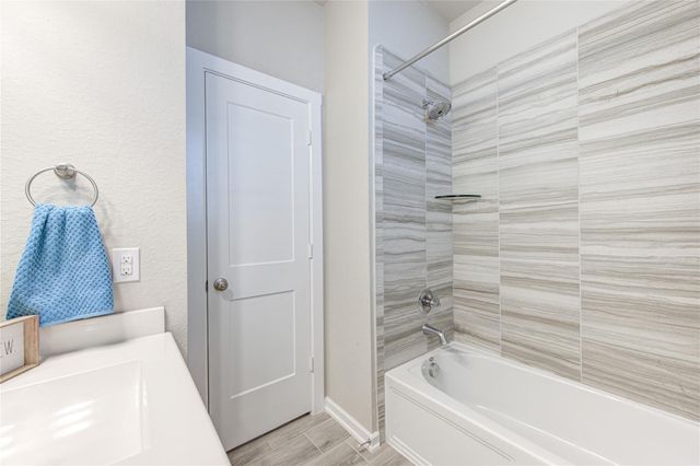 6022 Bristol Spur Lane, Katy, TX 77493
