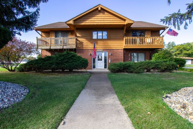 9532 Keilman Street 2n, St. John, IN 46373