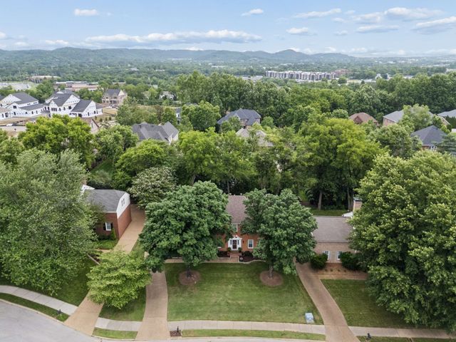 824 Pintail Ct, Franklin, TN 37067