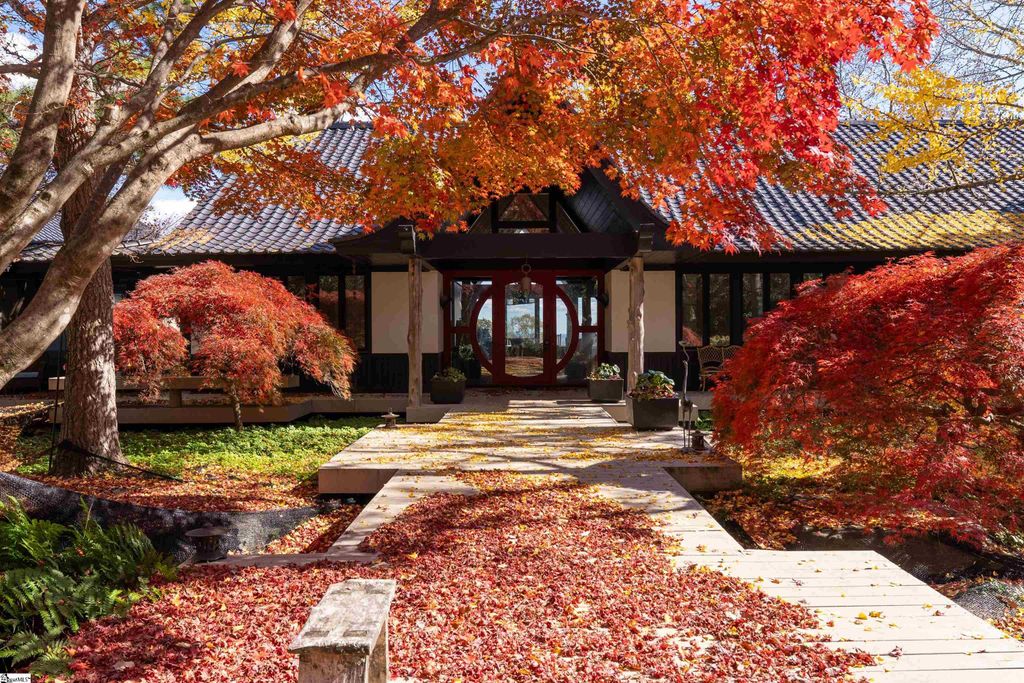 110 Huckleberry Ridge, Greenville, SC 29609