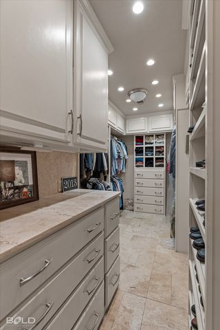 2013 E Kings Highway, Shreveport, LA 71105