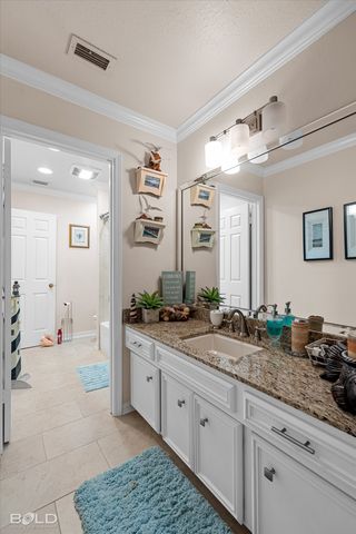 2013 E Kings Highway, Shreveport, LA 71105