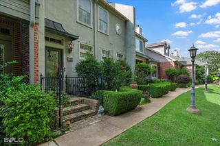 2013 E Kings Highway, Shreveport, LA 71105