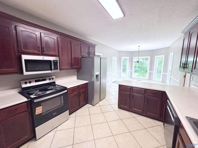 192 Rosecliff Drive, Harvest, AL 35749