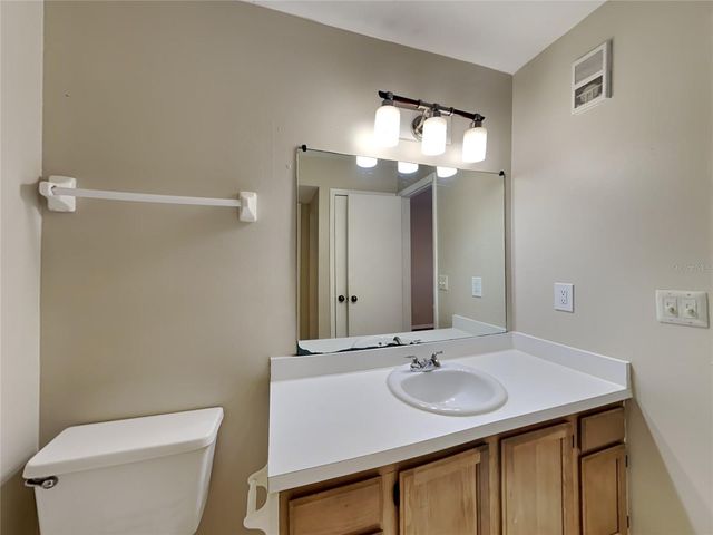 490 N PIN OAK PLACE 208, Longwood, FL 32779