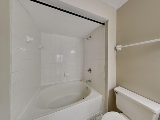 490 N PIN OAK PLACE 208, Longwood, FL 32779