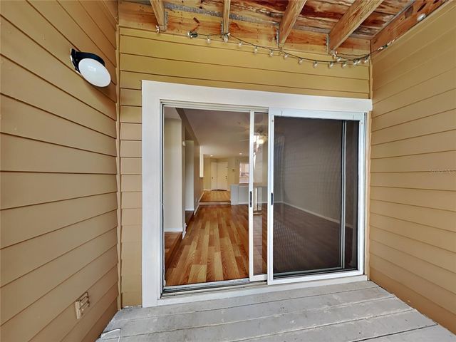 490 N PIN OAK PLACE 208, Longwood, FL 32779