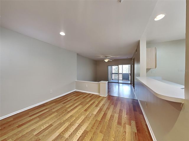 490 N PIN OAK PLACE 208, Longwood, FL 32779