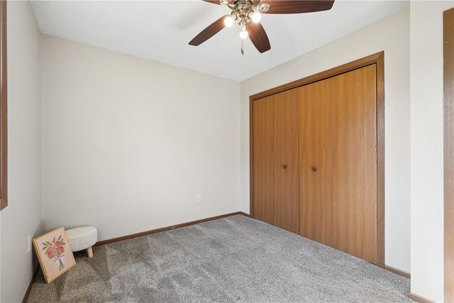 1510 North Drive, Ely, IA 52227