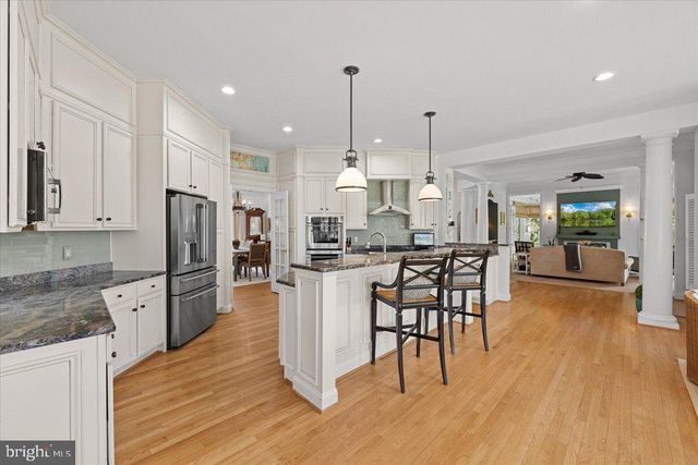 18180 SHINNIECOCK HILLS PL, Leesburg, VA 20176
