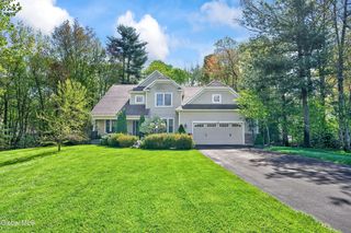 12 Carrington Court, Clifton Park, NY 12065
