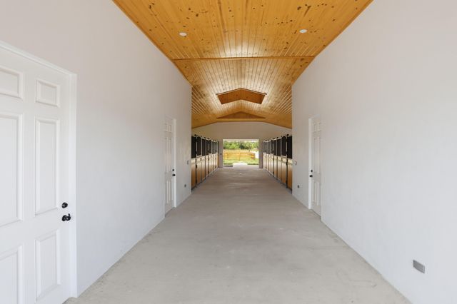 2324 Deer Run Trail, Loxahatchee, FL 33470