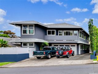 2134 Kanealii Avenue, Honolulu, HI 96813