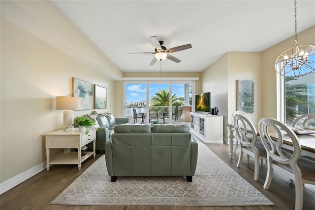 706 BAYWAY BOULEVARD 203, Clearwater, FL 33767