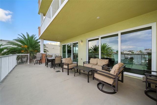 706 BAYWAY BOULEVARD 203, Clearwater, FL 33767