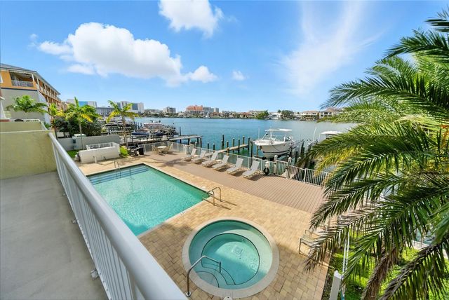 706 BAYWAY BOULEVARD 203, Clearwater, FL 33767