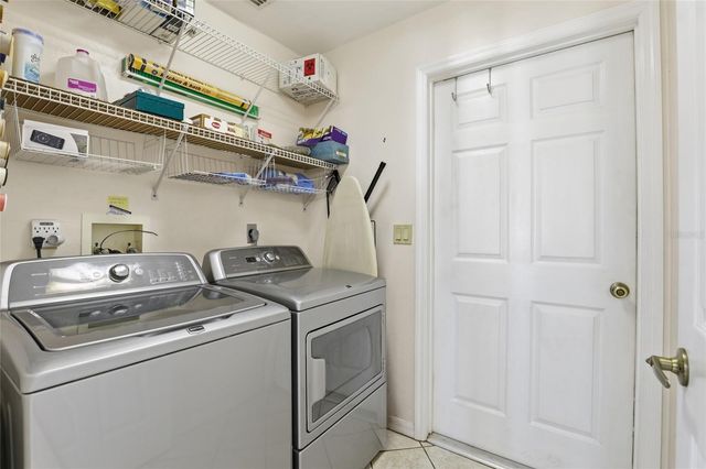 5070 NE 52ND PLACE, High Springs, FL 32643