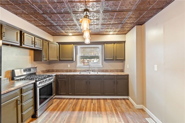 17 Wells Street, Hornell, NY 14843