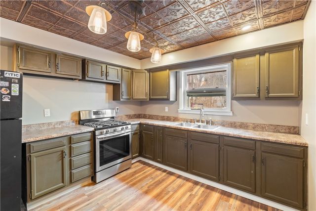 17 Wells Street, Hornell, NY 14843