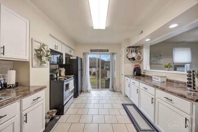 215 Symmes Street, Cleves, OH 45002