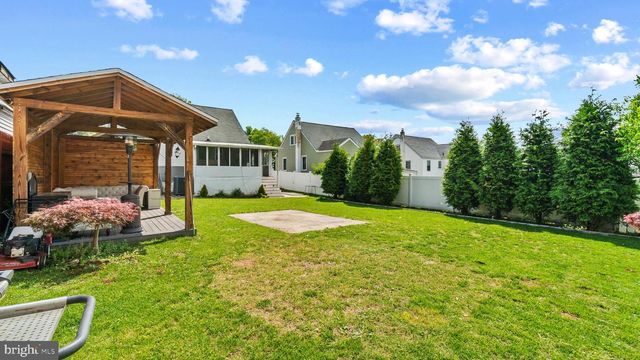 18 N HAWTHORNE RD, Middle River, MD 21220