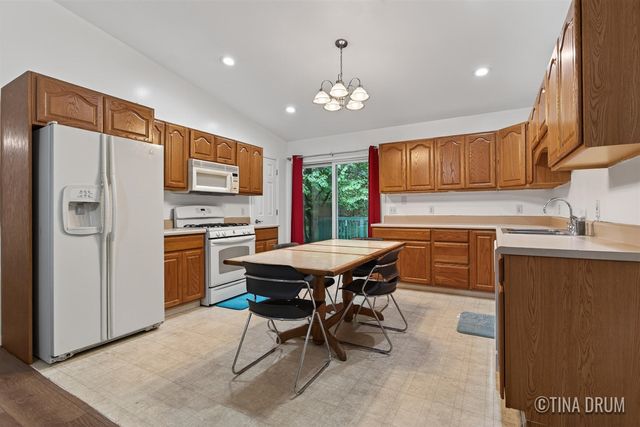 4306 Dalson Road, Twin Lake, MI 49457