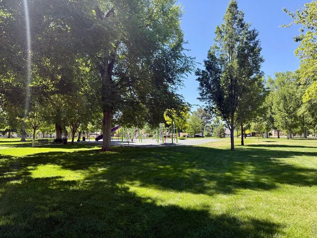 112 Elm St, Windsor, CO 80550