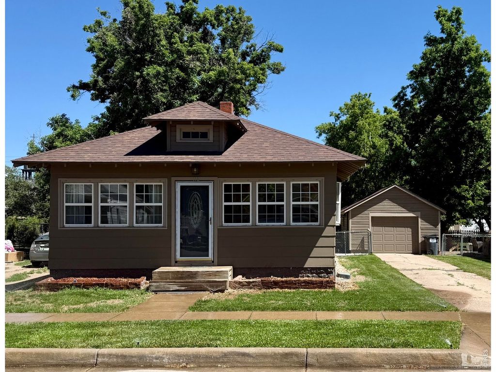 112 Elm St, Windsor, CO 80550