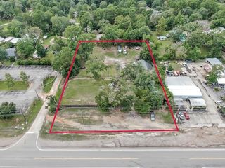 3305 N Frazier Street, Conroe, TX 77303