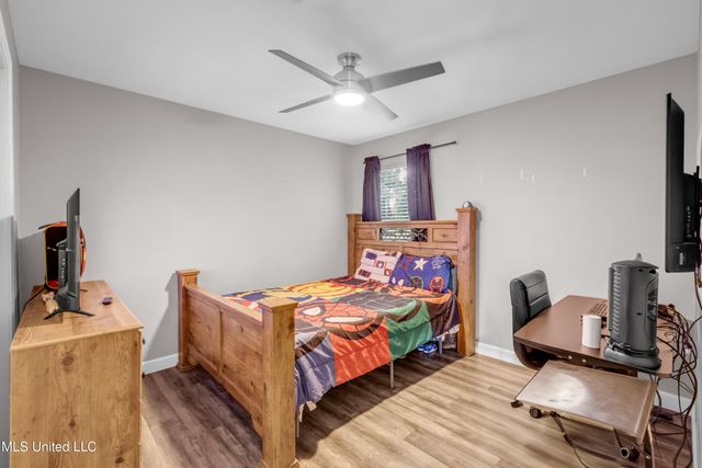 805 Herlihy Street, Waveland, MS 39576