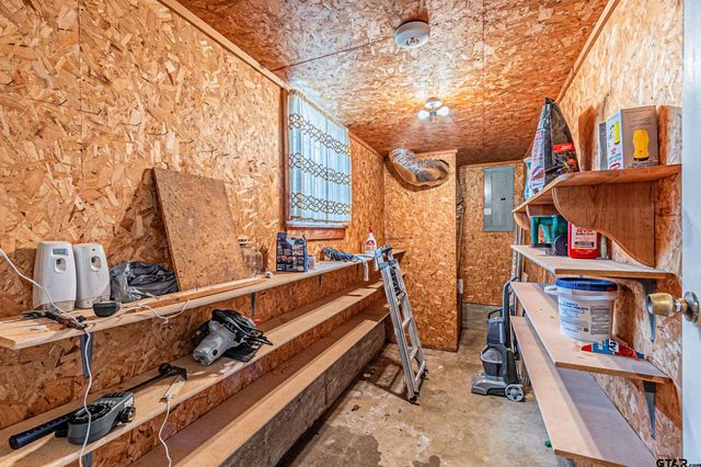 19869 Highway 11 E, Winnsboro, TX 75494