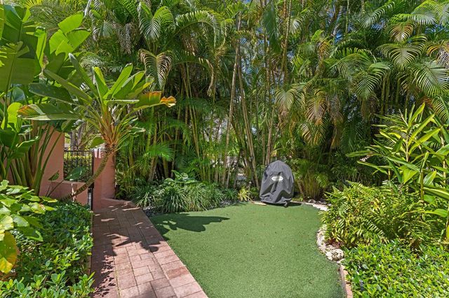 746 Upland Road, West Palm Beach, FL 33401