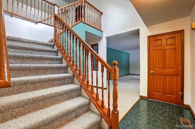 5099 Shields Road, Holly, MI 48442