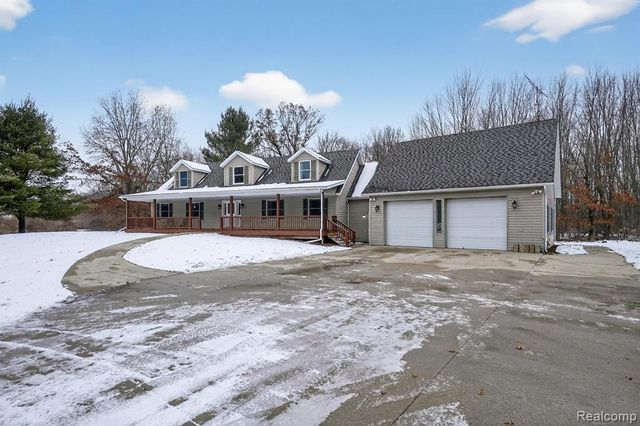 5099 Shields Road, Holly, MI 48442