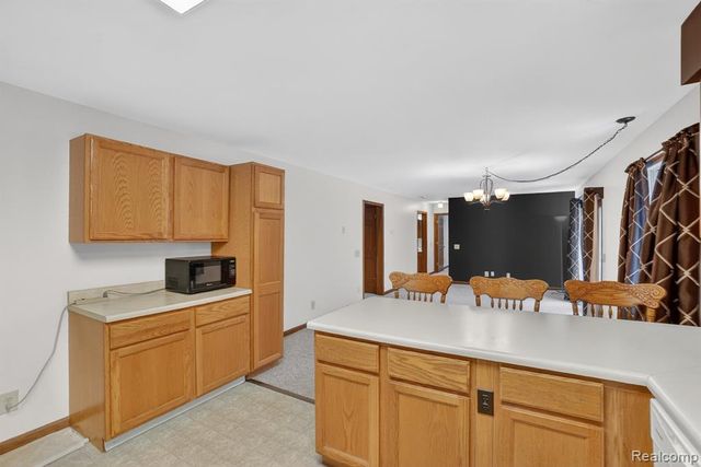 5099 Shields Road, Holly, MI 48442