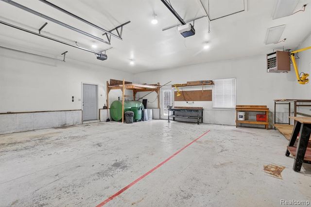 5099 Shields Road, Holly, MI 48442