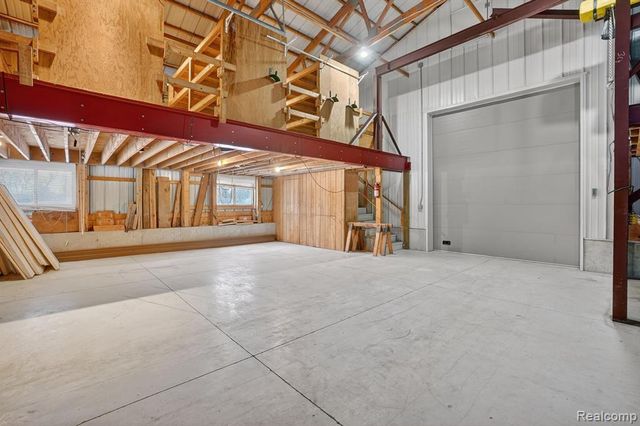 5099 Shields Road, Holly, MI 48442