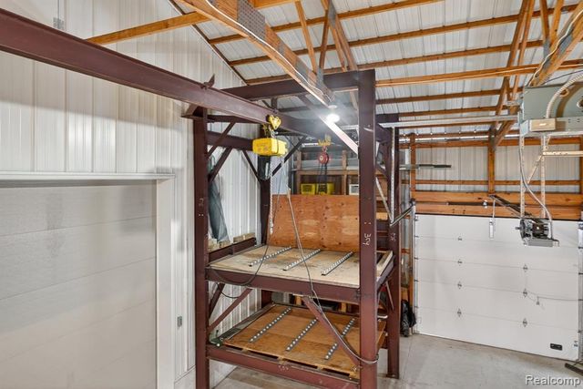 5099 Shields Road, Holly, MI 48442