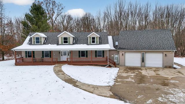 5099 Shields Road, Holly, MI 48442
