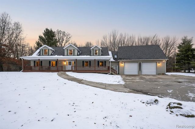 5099 Shields Road, Holly, MI 48442