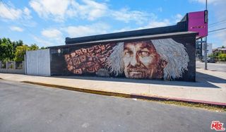 5200 Fountain Avenue, Los Angeles, CA 90029