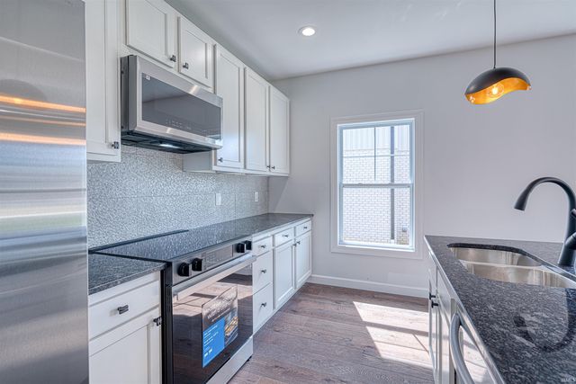 3535 Montgomery Court, Newburgh, IN 47630