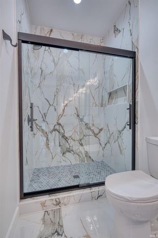 3535 Montgomery Court, Newburgh, IN 47630