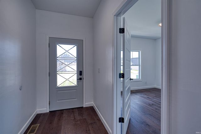 3535 Montgomery Court, Newburgh, IN 47630