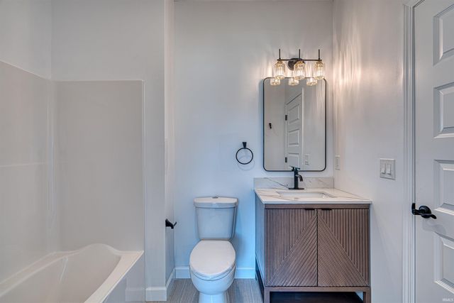 3535 Montgomery Court, Newburgh, IN 47630