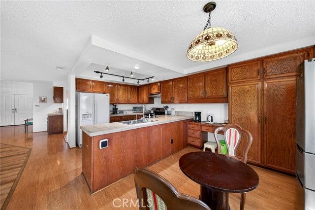 6109 Vineyard Ave, Rancho Cucamonga, CA 91701