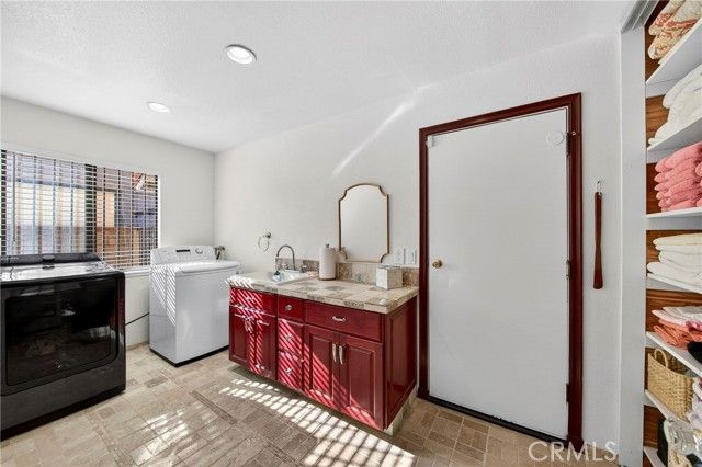 6109 Vineyard Ave, Rancho Cucamonga, CA 91701