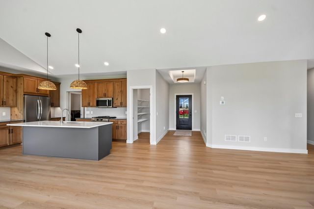 1732 Spruce Street, Farmington, MN 55024
