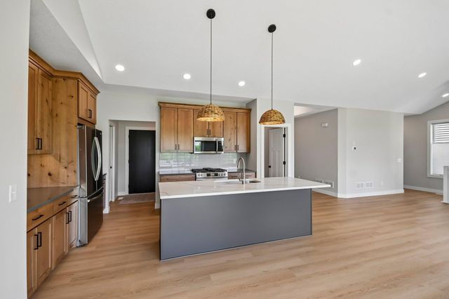 1732 Spruce Street, Farmington, MN 55024
