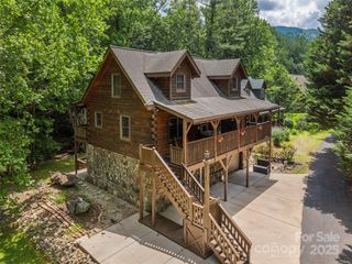 15 Breezy Creek Lane, Maggie Valley, NC 28751
